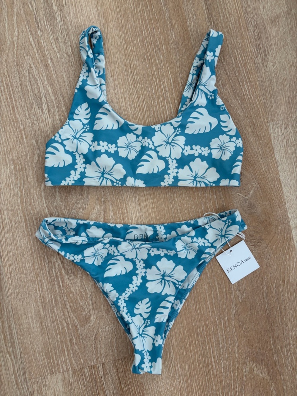 Benoa Teal & White Floral Bikini Set SMALL top & Petite bottom NWT